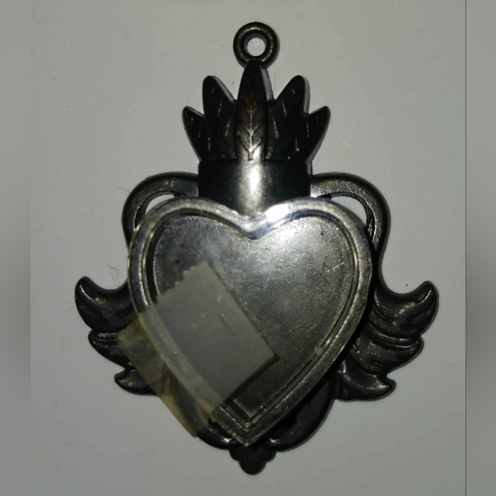 Pewter Sacred Heart Bezel Pendant